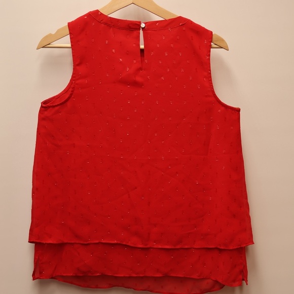 APT 9 Top Sizs Small Red blouse with sequins. Sleeveless, layered, light fabric. - Picture 11 of 11